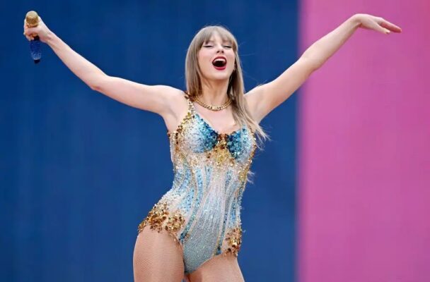 WhatsApp-Image-2024-08-20-at-06.47.05-608x400 Trump publica imagem falsa de Taylor Swift declarando apoio ao republicano