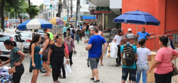 comercio_de_joao_pessoa_walla_santos-scaled-1-768x361-1-700x329 Setor de serviços registra alta de 3,4% em junho na Paraíba; alta é a 4º maior do país