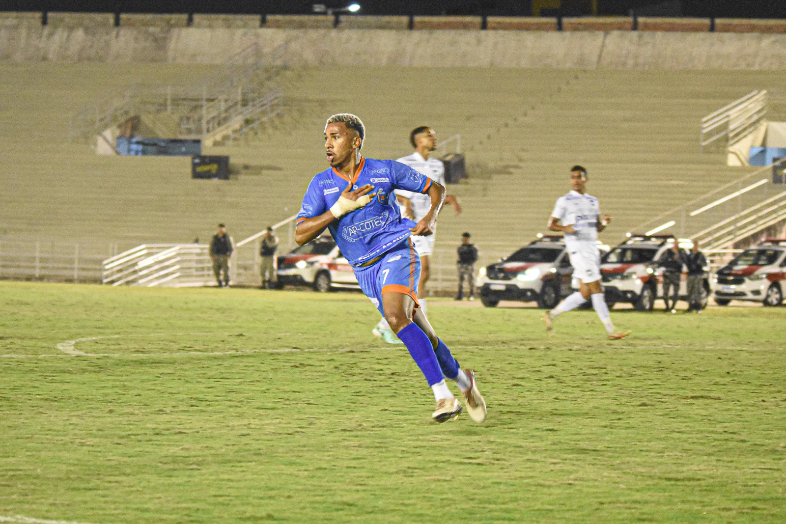 image-2 Com gol do artilheiro caririzeiro, Cruzeiro de Itaporanga vence o Serra Branca e larga na frente na final do Paraibano Sub-20