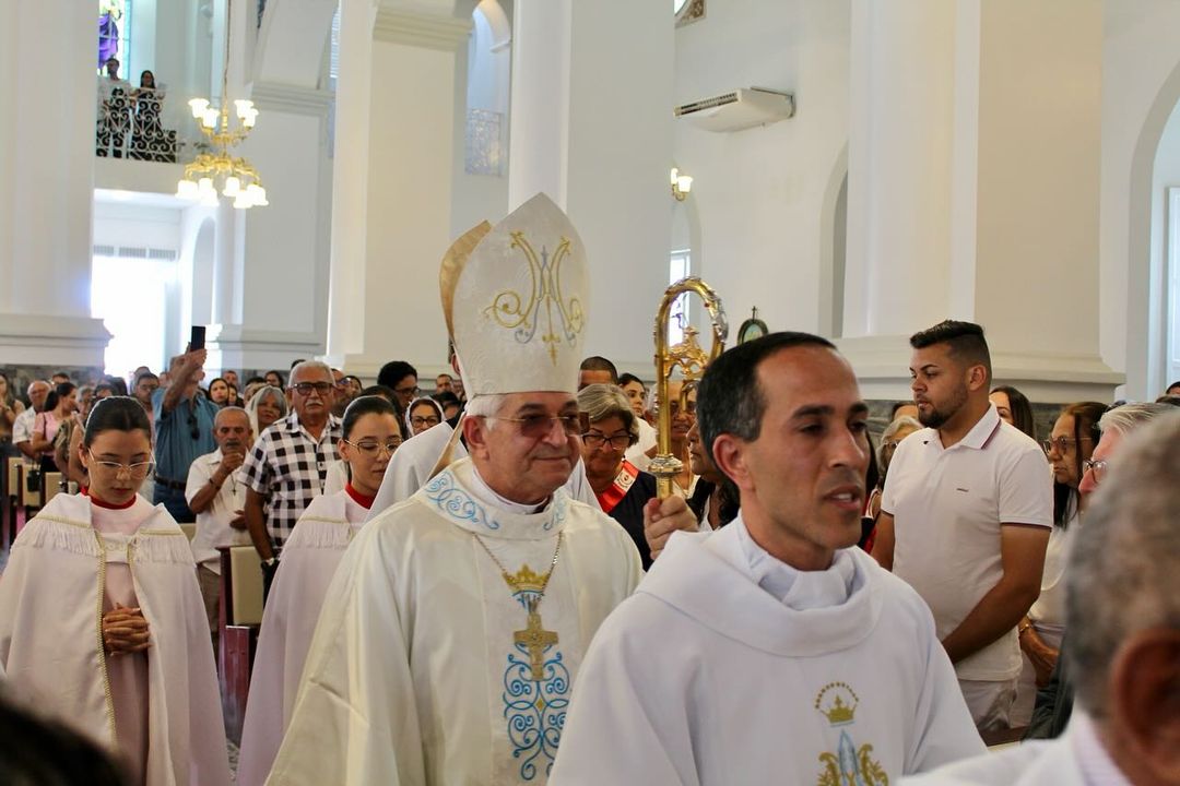 SaveClip.App_459691635_18332328301183023_3294498355784279960_n Festejos em honra a Nossa Senhora das Dores atraem fiéis em Monteiro