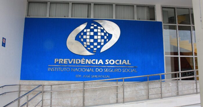 preidencia_social_e_inss_foto-walla_santos-scaled-1-700x371 Servidores do INSS na Paraíba apontam que governo Lula cortou salários por causa da greve da categoria