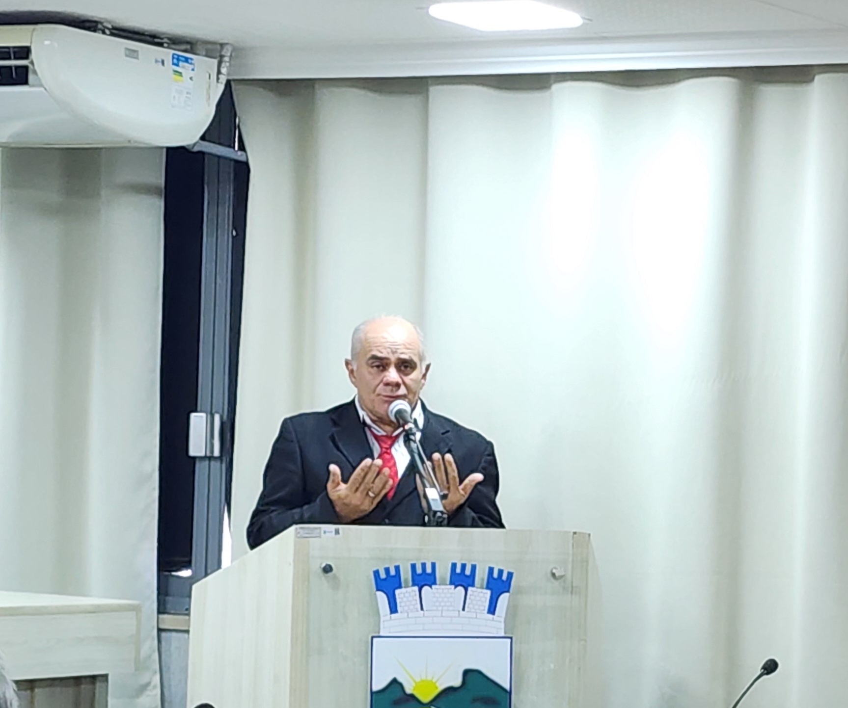 20241010_113217 Vereador Toinho de Nequinho agradece votação e parabeniza prefeita eleita Ana Paula e Cajó Menezes pela vitória