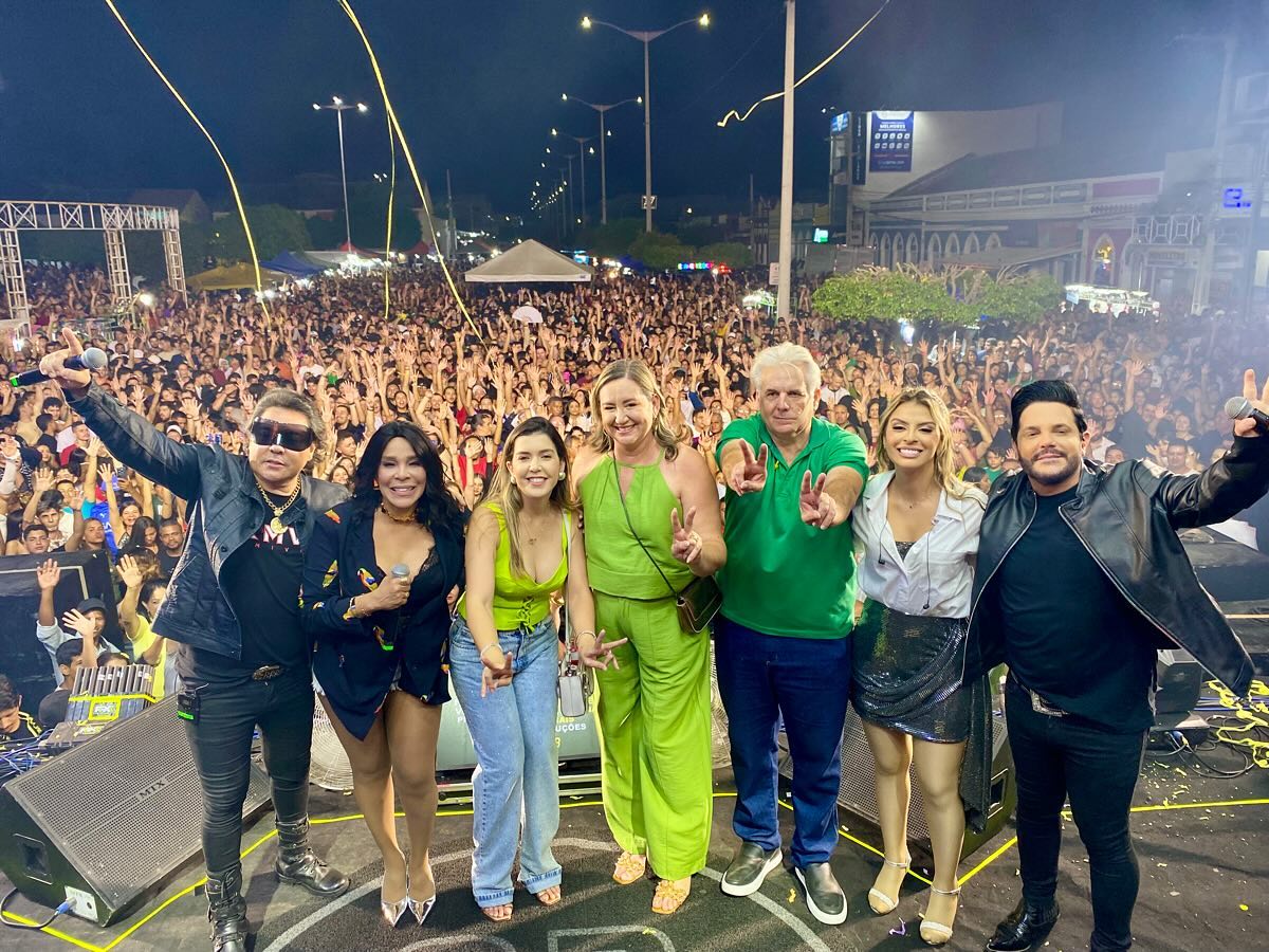 SaveClip.App_462433793_511558315092642_4365834998760866270_n-1 Calcinha Preta e outras atrações comandaram a festa da vitória de Ana Paula e Cajó Menezes