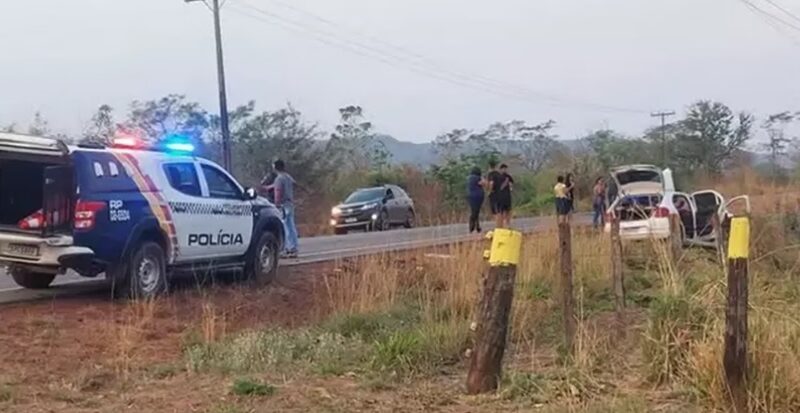 Sem-titulo-3-800x413-1 Motorista morre em acidente e irmão assassina os sobreviventes