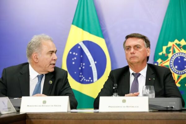 Sem-titulo-30-768x512-1-600x400 PGR recebe pedido de punição a Bolsonaro, Marcelo Queiroga e ex-ministros por ações durante a pandemia