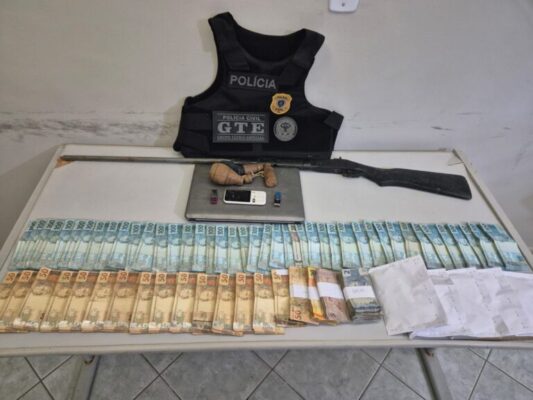 operacao-INFANCIA-ROUBADA_-768x576-1-533x400 Polícia apreende R$ 57 mil e arma em casa de investigado por estuprar crianças na Paraíba; alvo está foragido