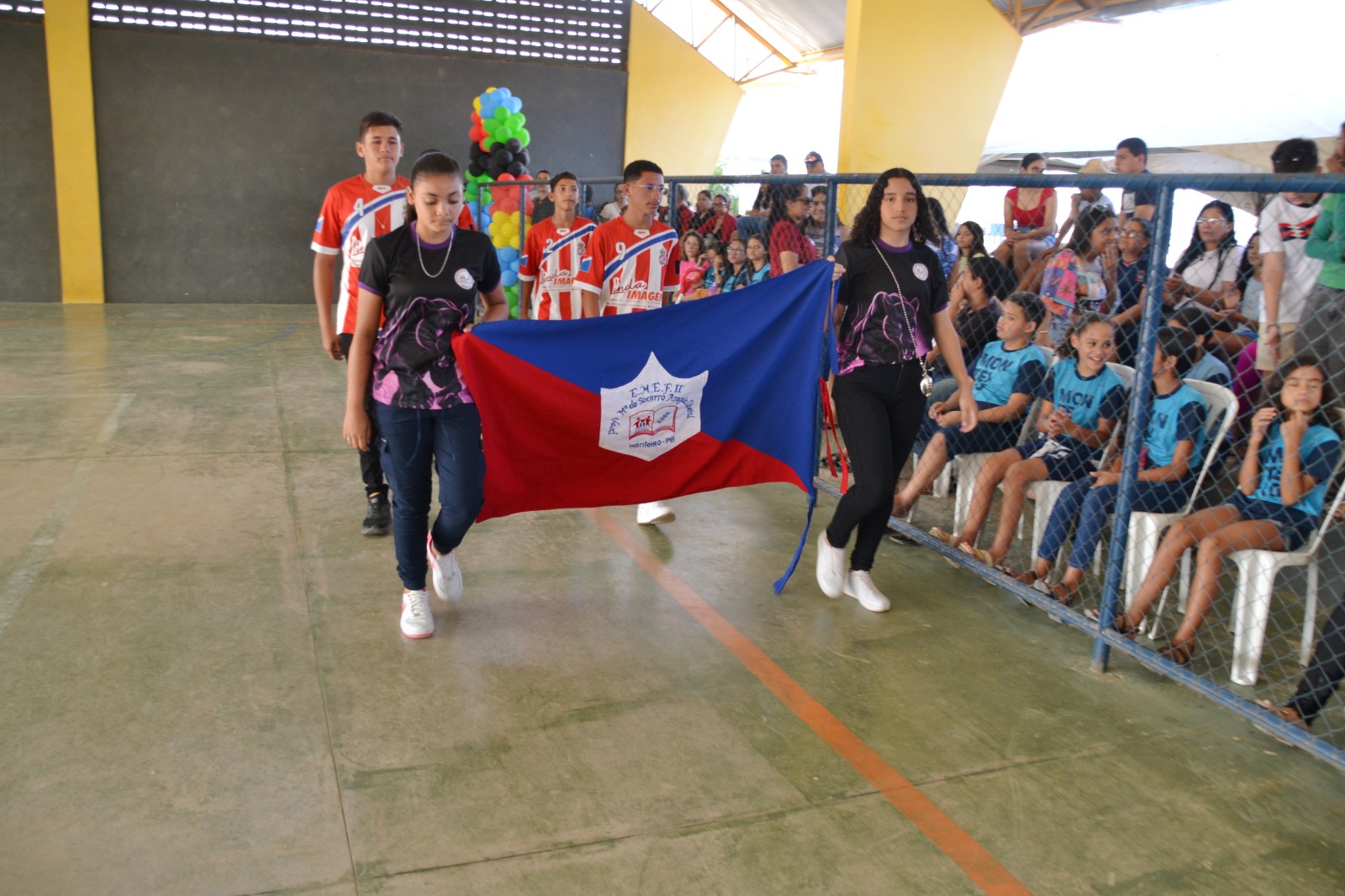 IMG-20241108-WA0031 Jogos Escolares Monteirenses são abertos em cerimônia emocionante