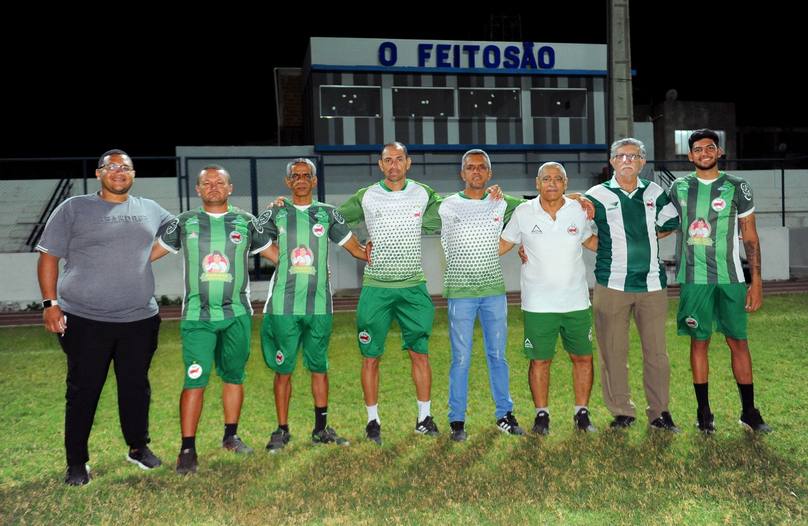 SOCREMO-SERRANO-19 Elenco, comissão técnica e diretoria da nova Socremo Serrano são apresentados aos torcedores no Feitosão