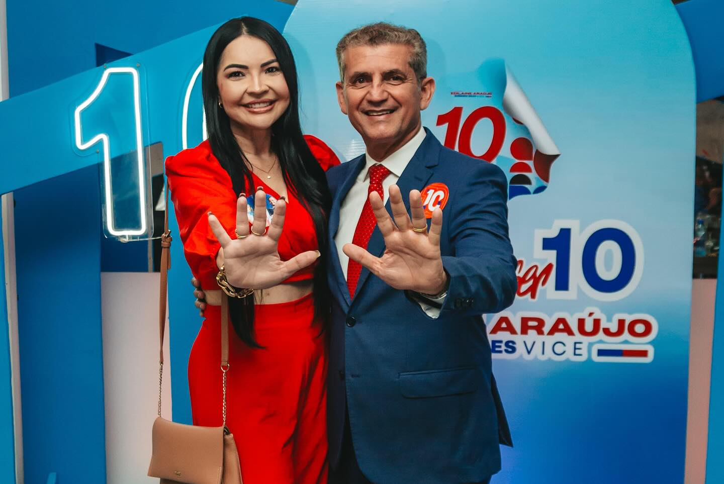 SaveClip.App_466029522_18469783639029322_5335849538897659797_n Chapa 10 lança candidatura com apoio massivo da advocacia do Cariri em evento movimentado em Monteiro