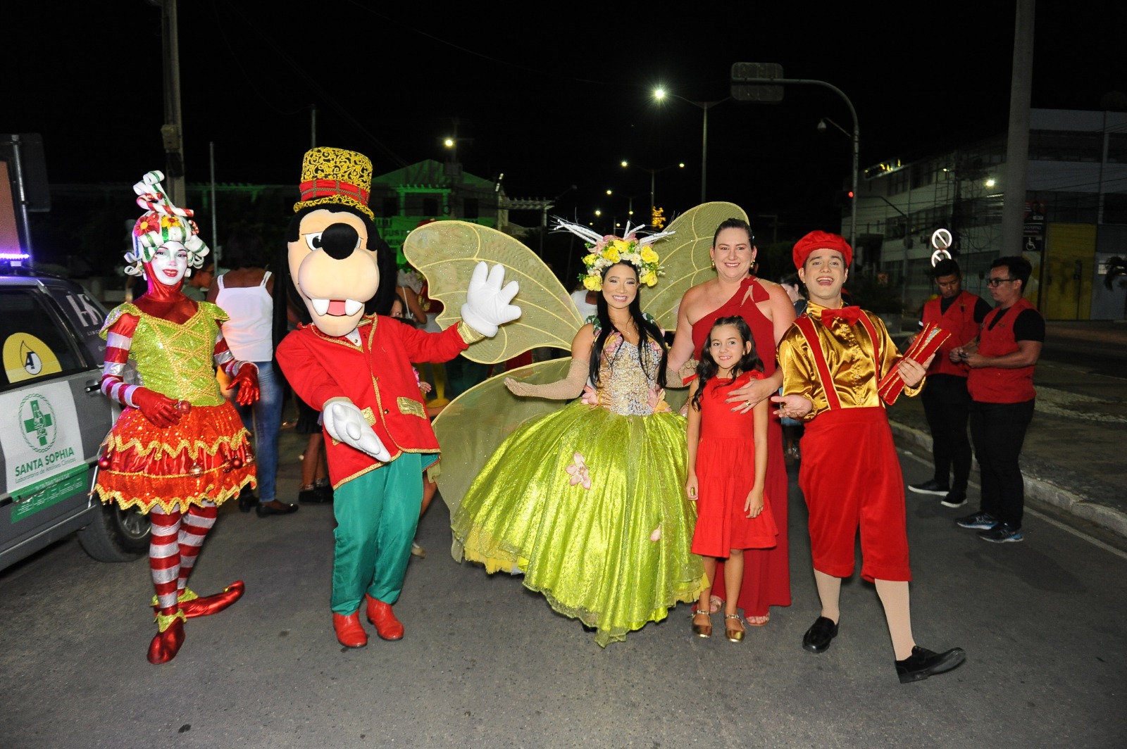 IMG-20241209-WA0011 Anna Lorena inaugura Iluminação de Natal e encanta moradores da cidade de Monteiro