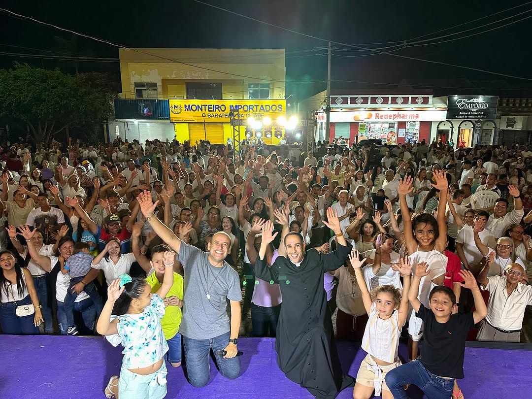 SaveClip.App_471452132_18345289333183023_7402954824347711090_n-2 Paróquia Nossa Senhora das Dores realiza emocionante Cenáculo de fim de ano em Monteiro