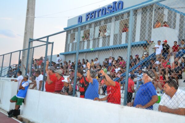 Socremo-Serrano-final-segundona-homenagem-4-600x400 Federação Paraibana e Diretoria da Socremo Serrano homenageiam gestão municipal e secretário de Esportes em dia de final do Paraibano